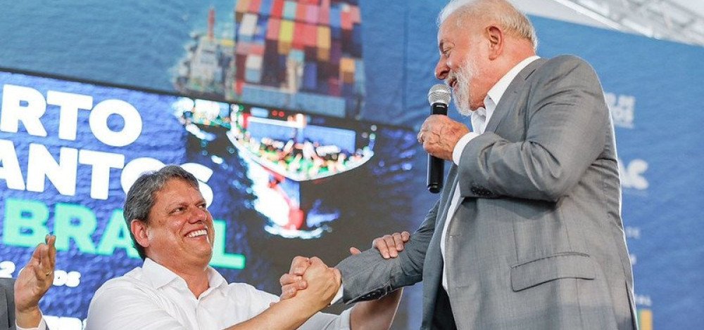 Mesmo com divergências, Lula e Tarcísio reforçam parceria durante evento oficial em São Paulo