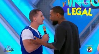 Famosos partem para a porrada ao vivo em programa de Celso Portiolli