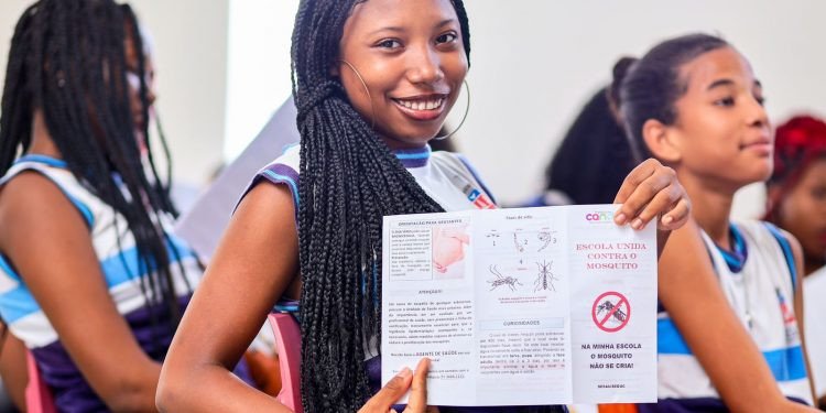 Candeias: Estudantes da rede municipal de ensino participam de capacitação educativa em arboviroses