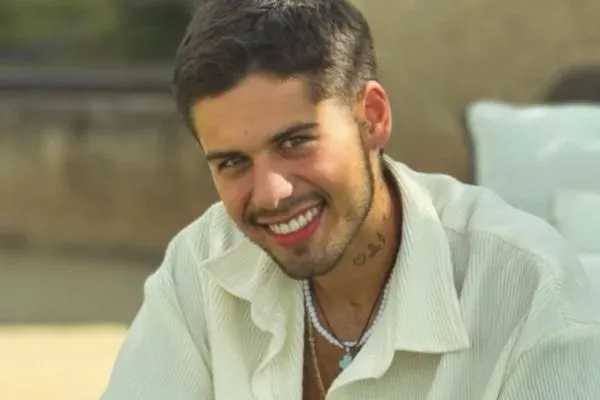 Zé Felipe encerra relação profissional com Leonardo e troca escritório