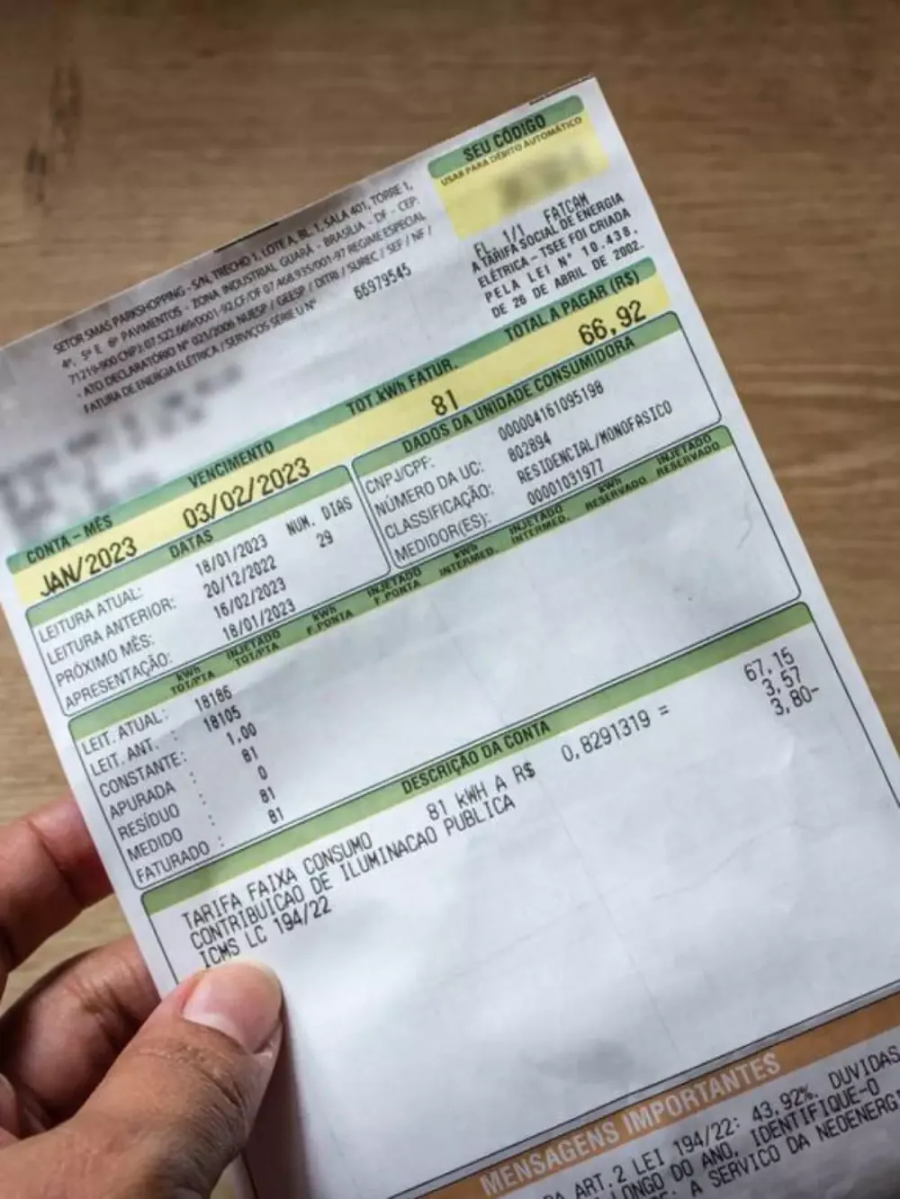 ABRIL TEM BANDEIRA VERDE DE ENERGIA; SAIBA COMO ECONOMIZAR AINDA MAIS