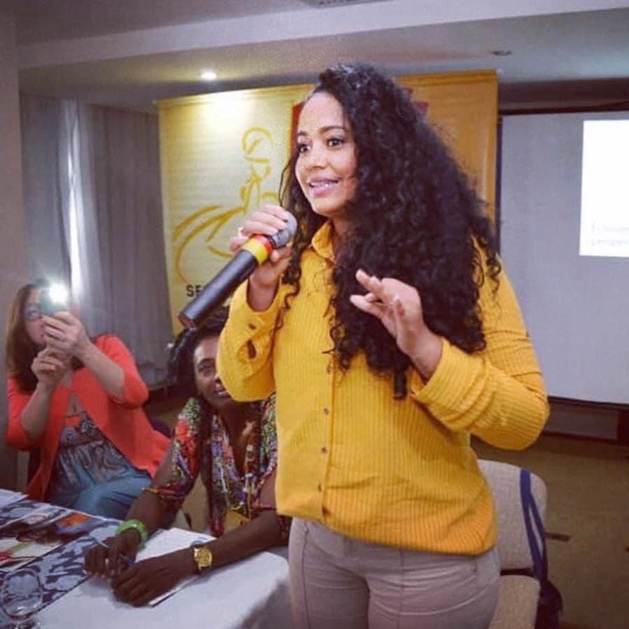 No PSB, Tamires Barreto anuncia pré-candidatura à Câmara de Madre de Deus