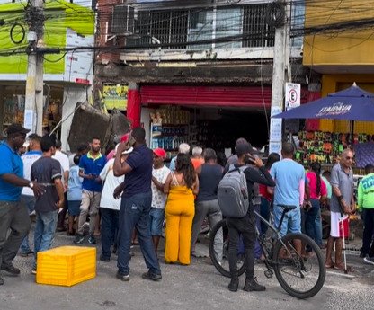 Tragédia em Alagoinhas: queda de marquise deixa uma vítima fatal