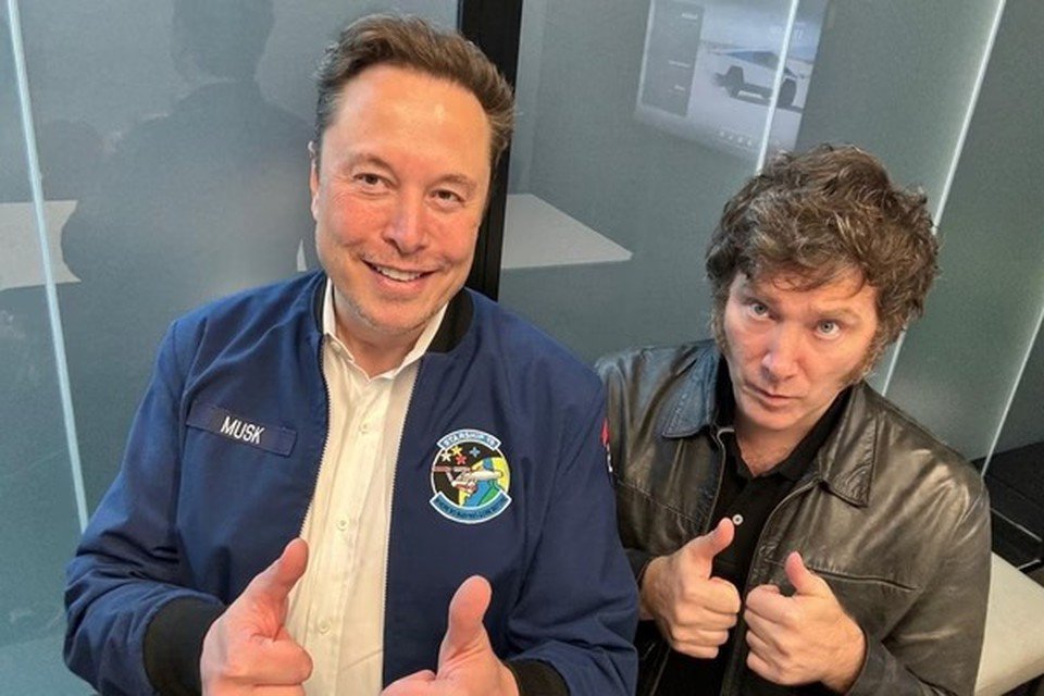 Milei se encontra com Musk e promete ajuda em processos do X no Brasil