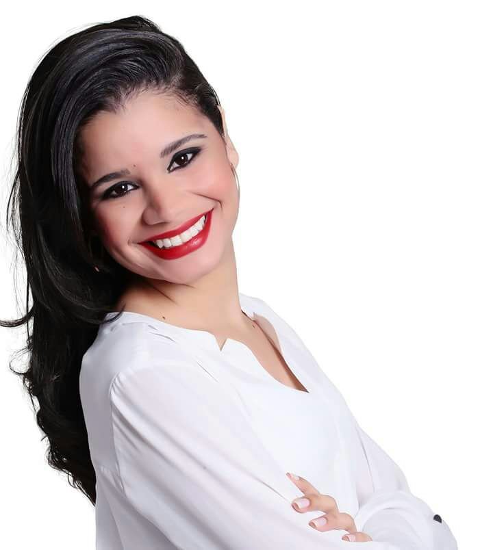 Jovem candeense Jamile Ferreira vem se destacando na psicologia da Bahia !