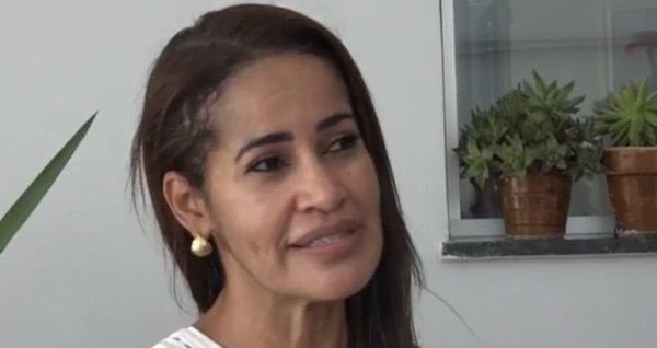 Professora vítima de ‘golpe do amor’ fez empréstimo de mais de R$ 150 mil em três bancos e planejava casar com suspeito