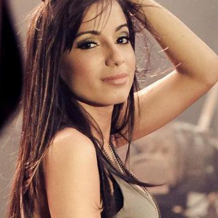 Anitta é convidada para gravar clipe “Xô, Vampirão”, contra Michel Temer