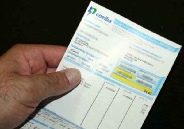 Cerca de 1,2 milhão de baianos podem ter descontos na fatura, aponta Coelba