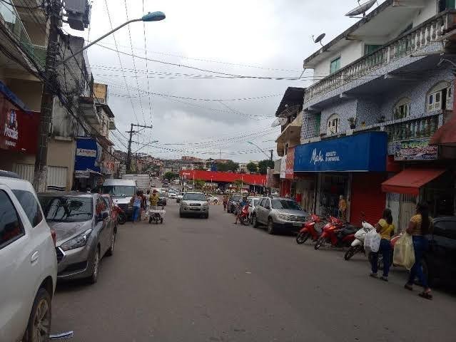 Em virtude do Dia das Mães, Comércio de Candeias funcionará até às 18h neste sábado