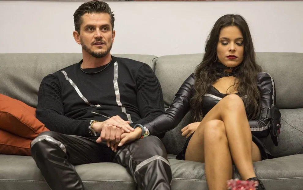 Marcos Harter debocha do pedido de doação de Emilly Araújo: “Rapariga”