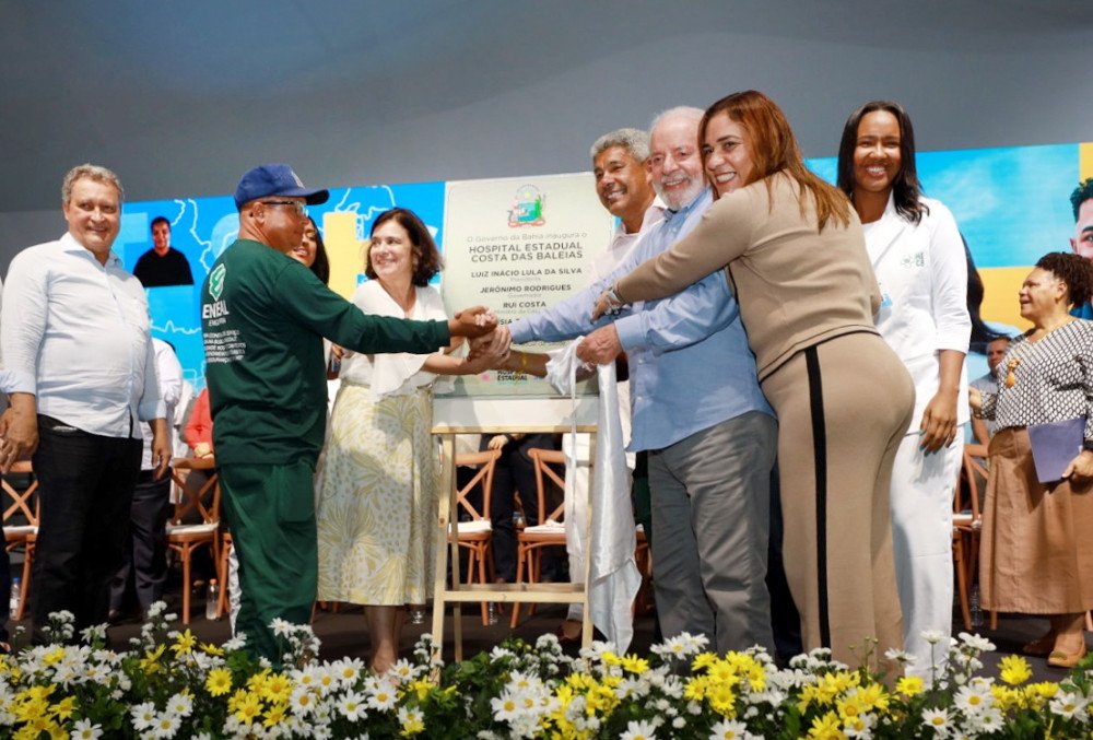 Jerônimo e Lula entregam maior unidade hospitalar do extremo sul da Bahia; unidade tem capacidade para atender 23 mil pacientes por mês