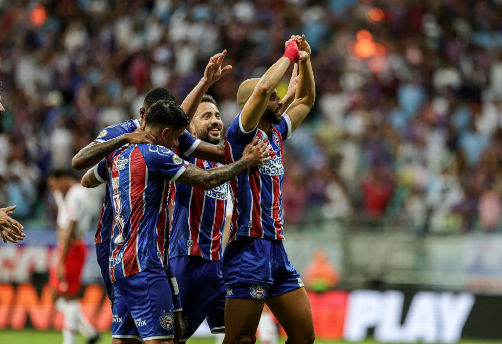 Bahia vence o RB Bragantino e mantém vice-liderança da Série A