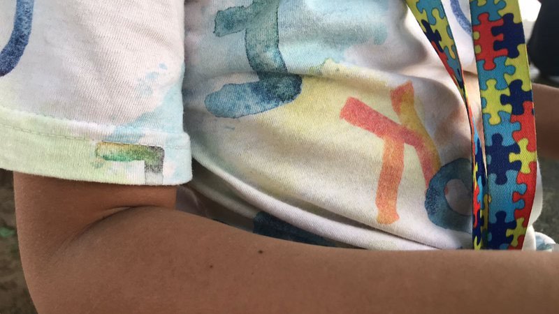 Mãe de criança autista acusa professora de agressão em Salvador: 