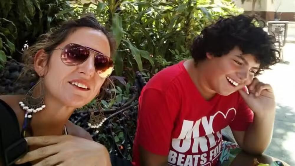 ‘Queria que meu filho morresse minutos antes de mim’: o forte relato de mãe de menino autista