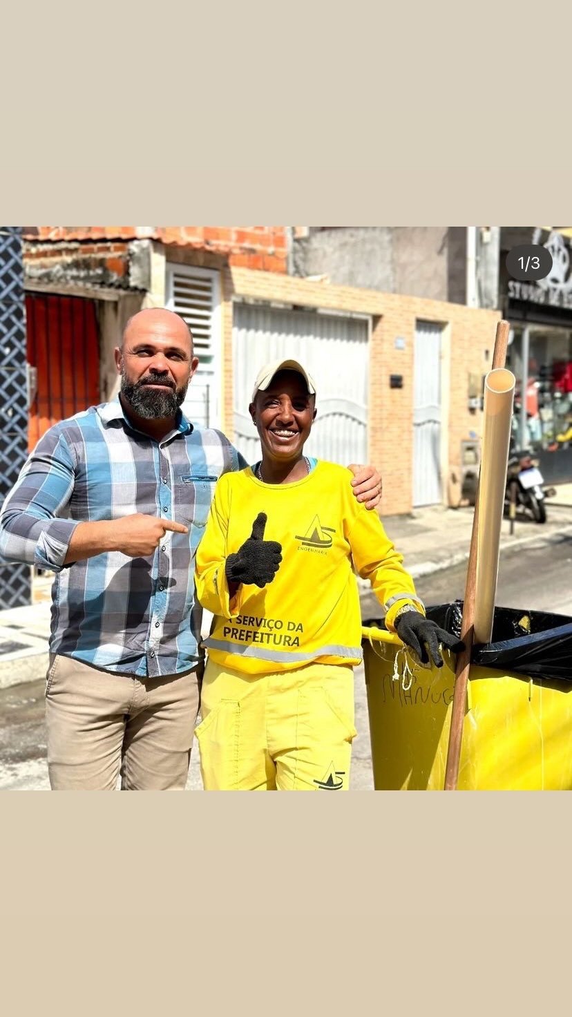 André da Limpeza parabeniza profissionais de limpeza de Madre de Deus