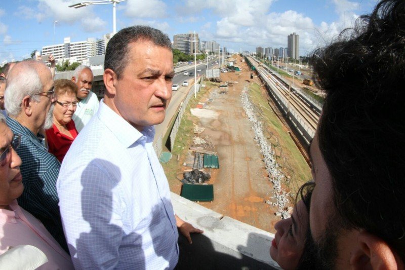 O que tem de obra de mobilidade na cidade foi o governo que fez, provoca Rui