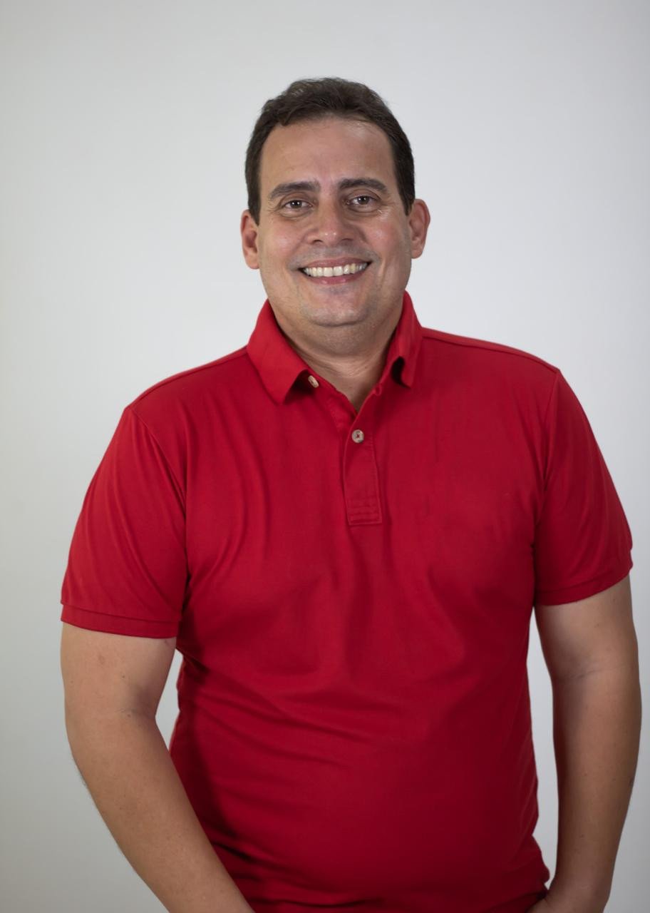 Rivelino conversa com o Resenha de Notícias nesta quarta-feira (22).