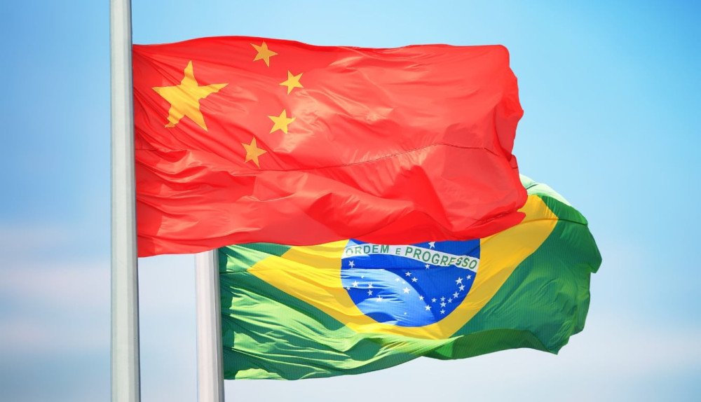 Brasil e China defendem solução pacífica para conflito na Ucrânia