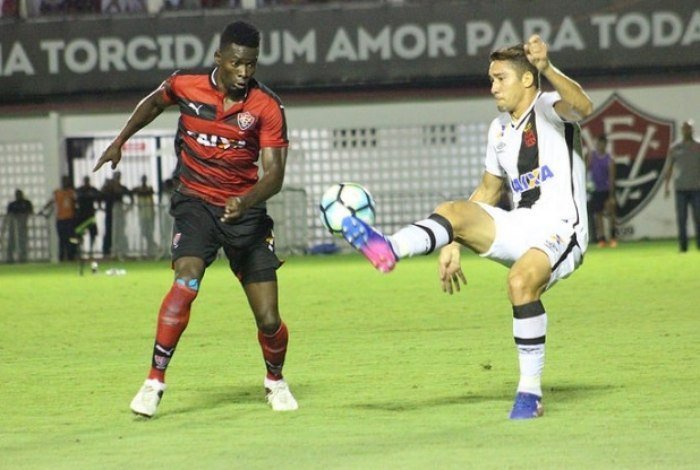 Para fugir da zona! Vitória enfrenta o Vasco no Barradão