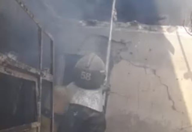 Bahia: Criança de 5 anos ateia fogo no sofá de casa após pais devolverem cachorros encontrados na rua