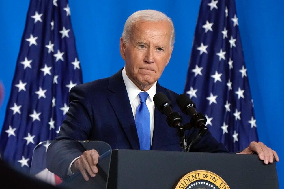 Biden desiste da candidatura a presidente dos EUA e anuncia apoio a Kamala Harris