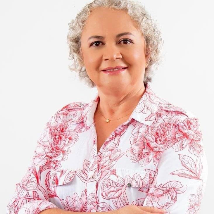 São Sebastião do Passé: preterida no processo, Ex-prefeita Tânia Portugal se afasta da campanha de Ângelo Santana.