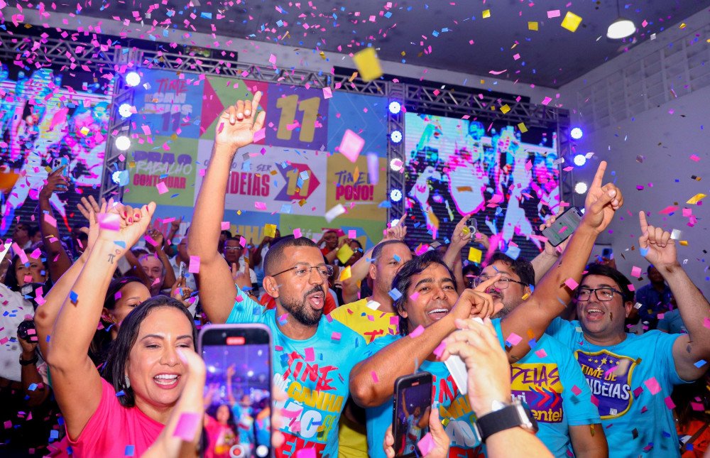 Candeias: Convenção de Eriton Ramos trava BA 522 em noite de festa e apoios partidários