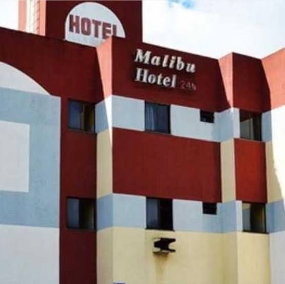 Homem morre após confusão dentro de hotel em Simões Filho; marido traído é suspeito do crime