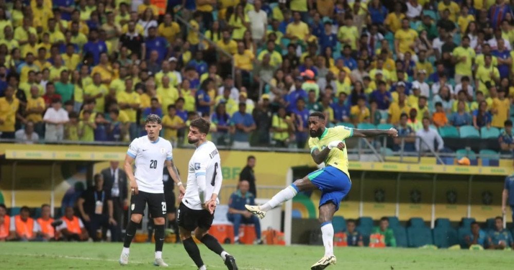 Jogando na Fonte: Brasil é improdutivo, empata com Uruguai em casa e perde posição nas Eliminatórias