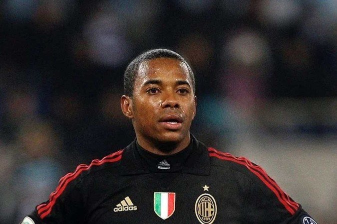 Maioria do STF decide manter prisão de Robinho, condenado por estupro