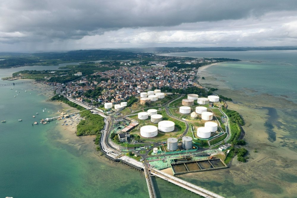Bahia encerra 2024 com liderança de empregos no Nordeste e 6º lugar no Brasil