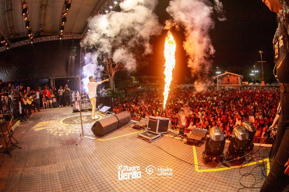 MV 2025 agita público em noite de seresta, samba e axé