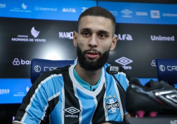 Ídolo da torcida do Vitória: ‘Retorno a um time grande’, diz Wagner Leonardo após trocar Vitória pelo Grêmio