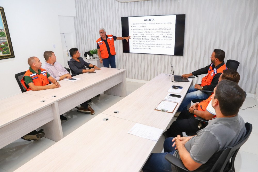 Defesa Civil de Candeias apresenta Plano de Contingência para continuação da Operação Chuva