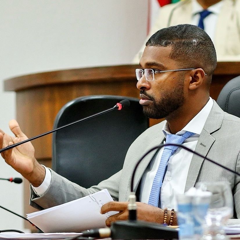 Vereador Rosevaldo Adorno protocola Projeto de Lei que incentiva doação de alimentos excedentes em Candeias