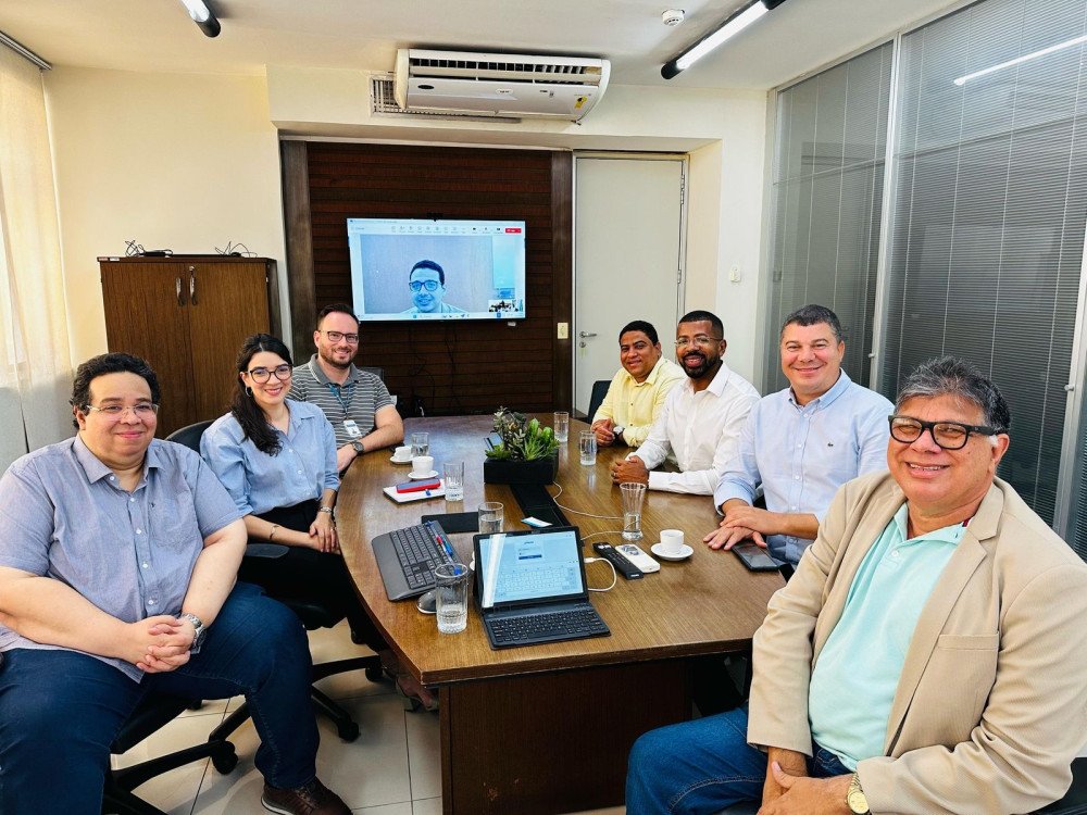 Comitiva de Candeias visita Recife para conhecer políticas públicas de referência no Nordeste