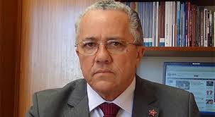 Não interessa a mim nem ao PT retirar Temer, diz Josias Gomes