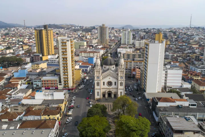 Prefeitura de Pouso Alegre orienta escolas a evitar falar de Jesus nas atividades de Páscoa