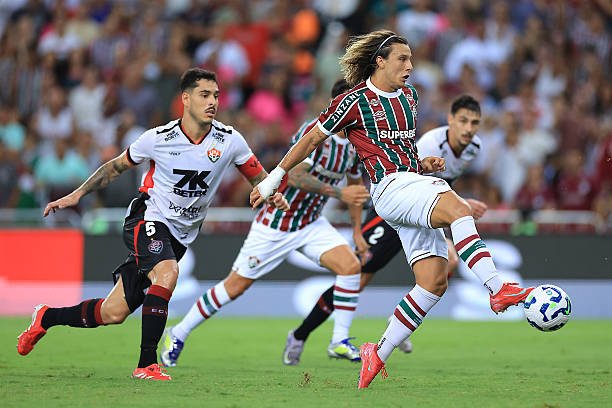 Vitória Arranca Empate no Fim Contra o Fluminense no Maracanã