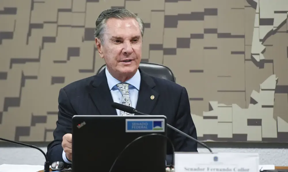 Moraes autoriza Collor a cumprir pena de 8 anos e 10 meses em casa