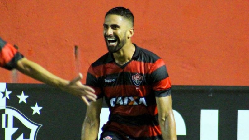 Buscando sequencia positiva, Vitória encara o Flamengo na Ilha do Urubu