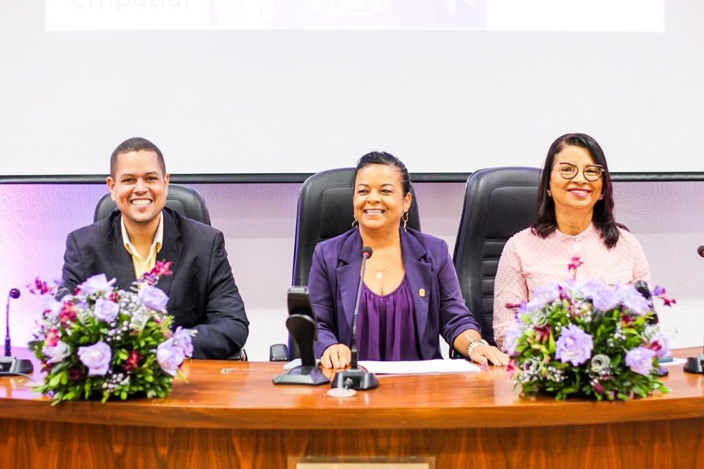 Câmara de Candeias realiza Sessão Especial sobre a Fibromialgia e reforça compromisso com a saúde pública