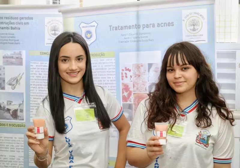 Estudantes baianas criam creme antiacne à base de tomate-cereja