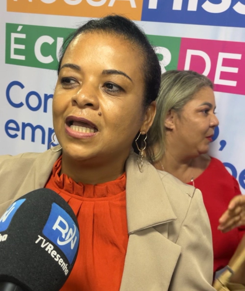 Rosana Bobó celebra inauguração da Policlínica de Candeias e destaca parceria entre Câmara e Prefeitura