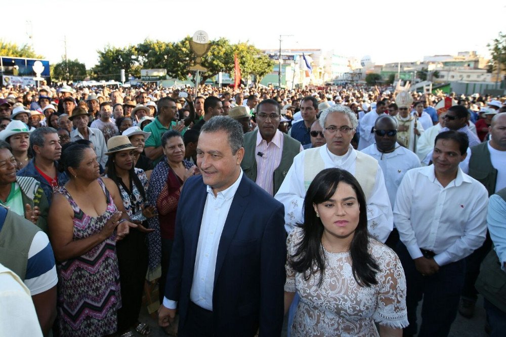 Só falta Candeias: Em Bom Jesus da Lapa, Rui assina decreto que reconhece festa como bem cultural imaterial