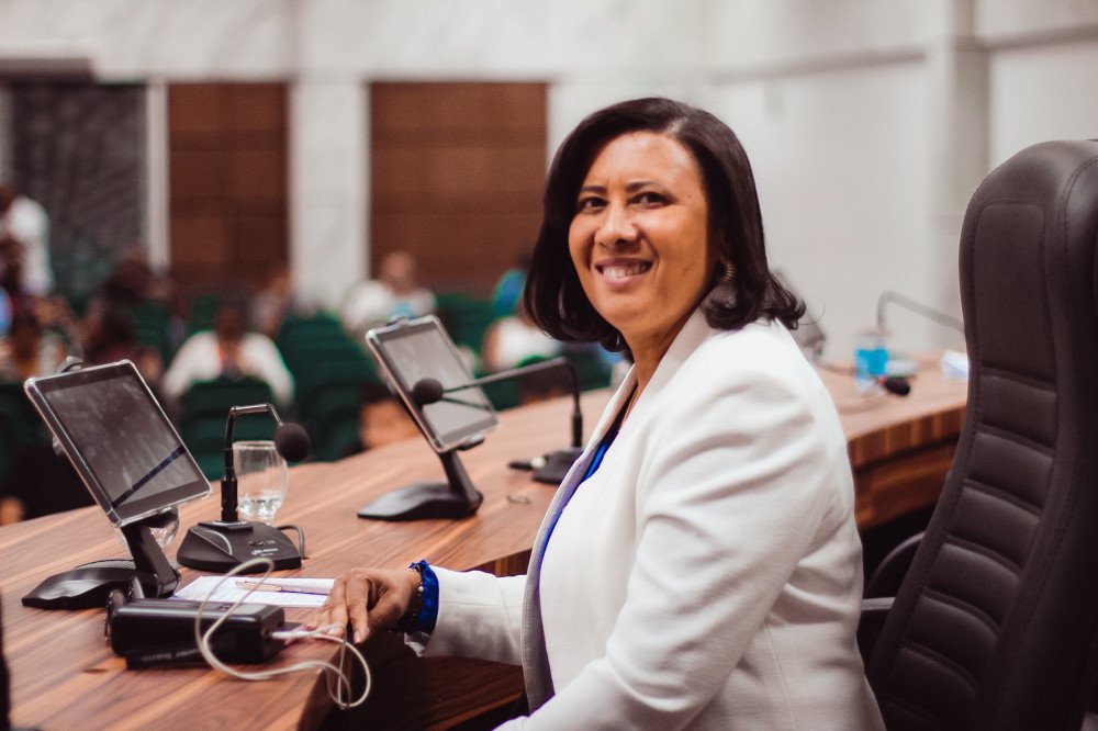Vereadora Ró Salomão destaca compromisso do prefeito Eriton Ramos com o reajuste dos servidores públicos de Candeias