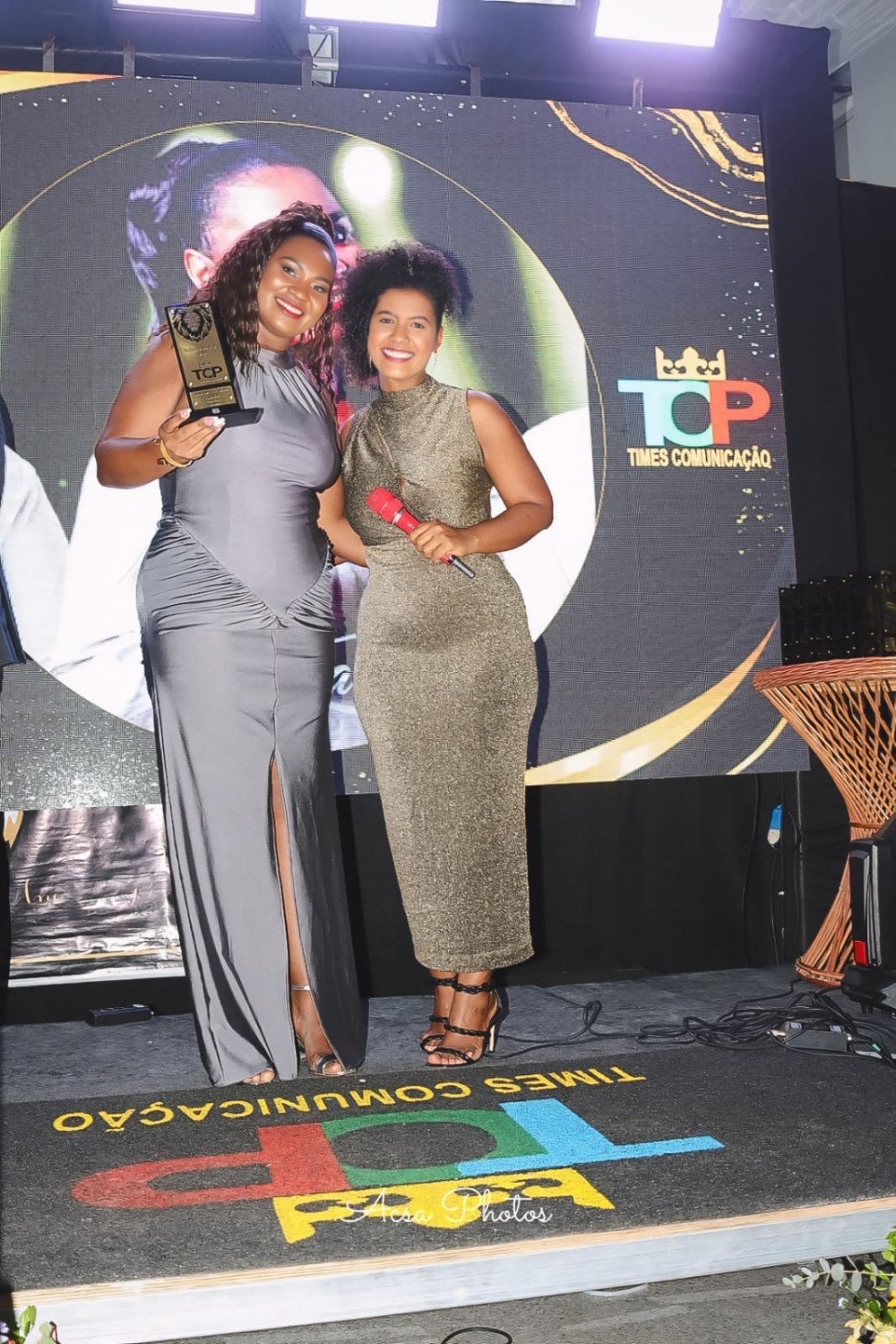 Negra Rios é premiada como uma das Melhores do Ano em Candeias