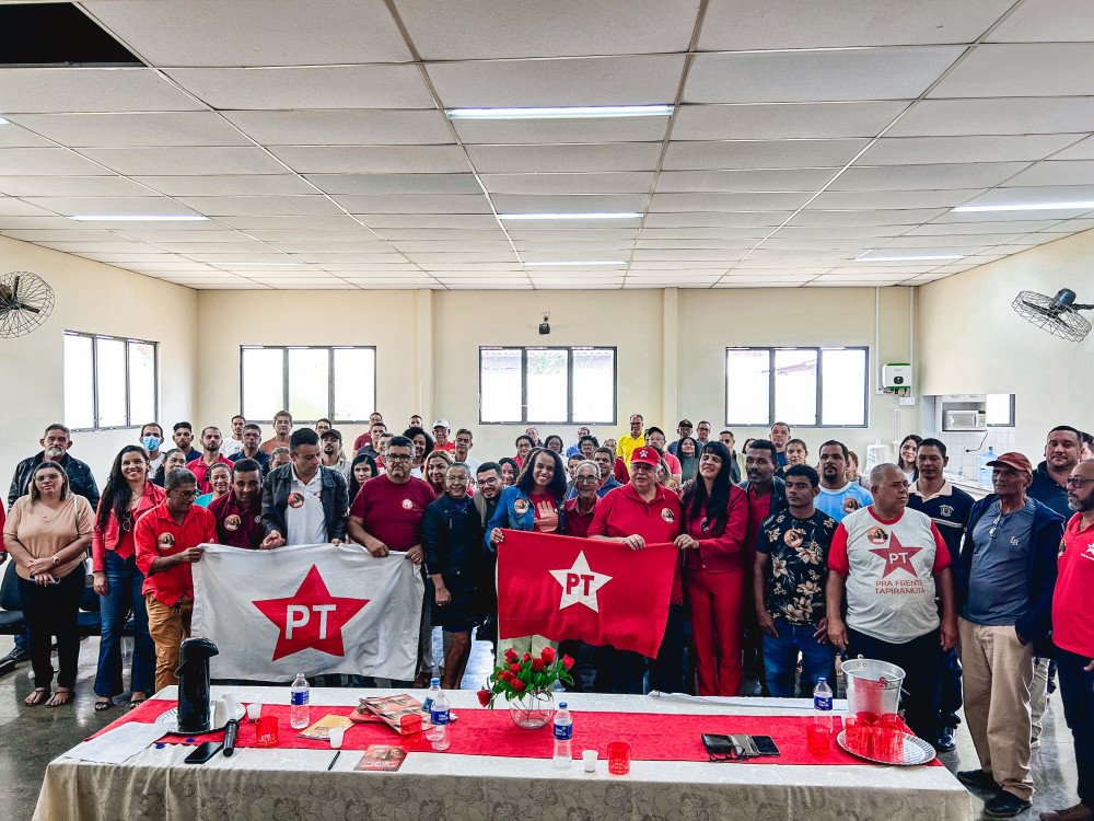 Jonas Paulo e Elen Coutinho fortalecem diálogo com a militância em Irecê: “Reconstruir o protagonismo do PT começa pela base”