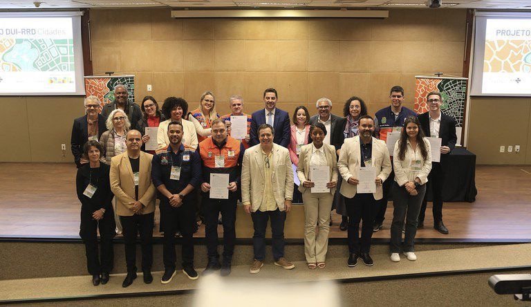 Defesa Civil de Candeias fica entre as 12 melhores do Brasil e Fiocruz convida representante para evento em Brasília