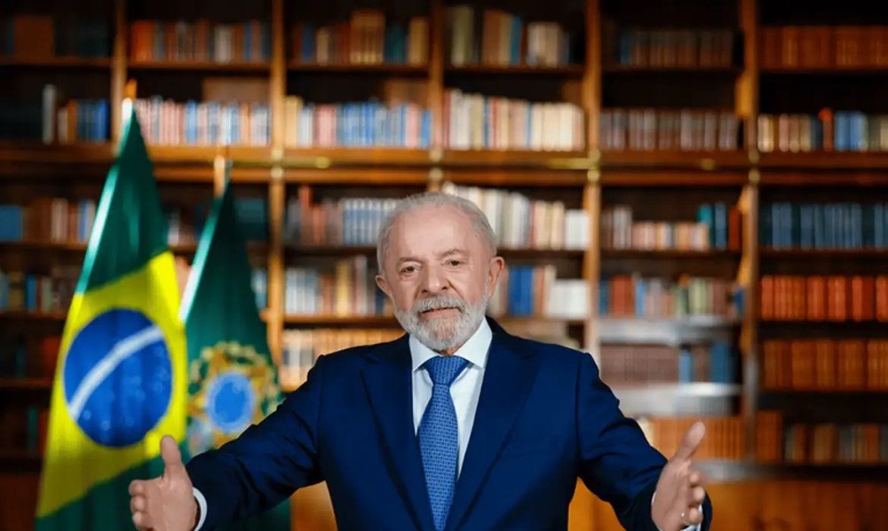 Em pronunciamento, Lula fala em diálogo e garante defesa da economia&nbsp;